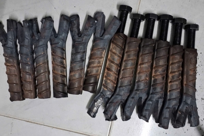 Bu lông đuôi cá D32