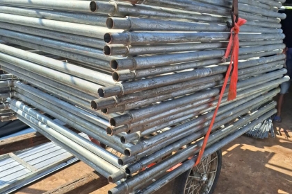 Giàn giáo khung thang 0.9m