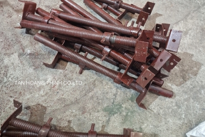 Kích tăng giàn giáo