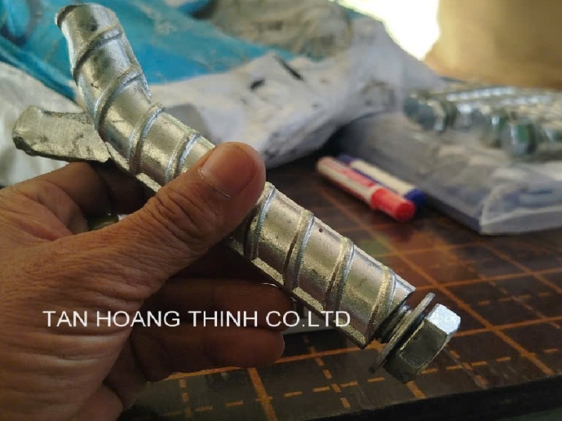 Ốc vít đuôi cá m16