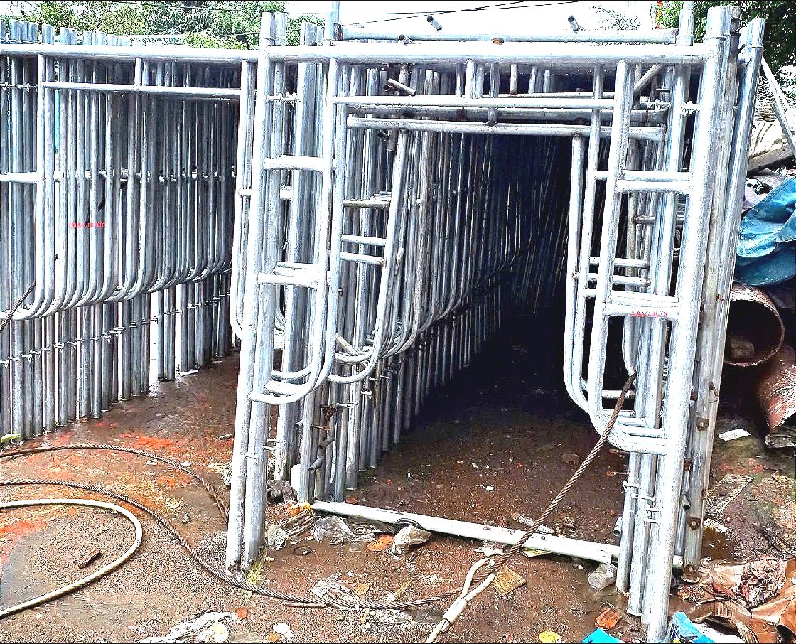 ban-khung-gian-giao-chu-h-2-bac-buoc