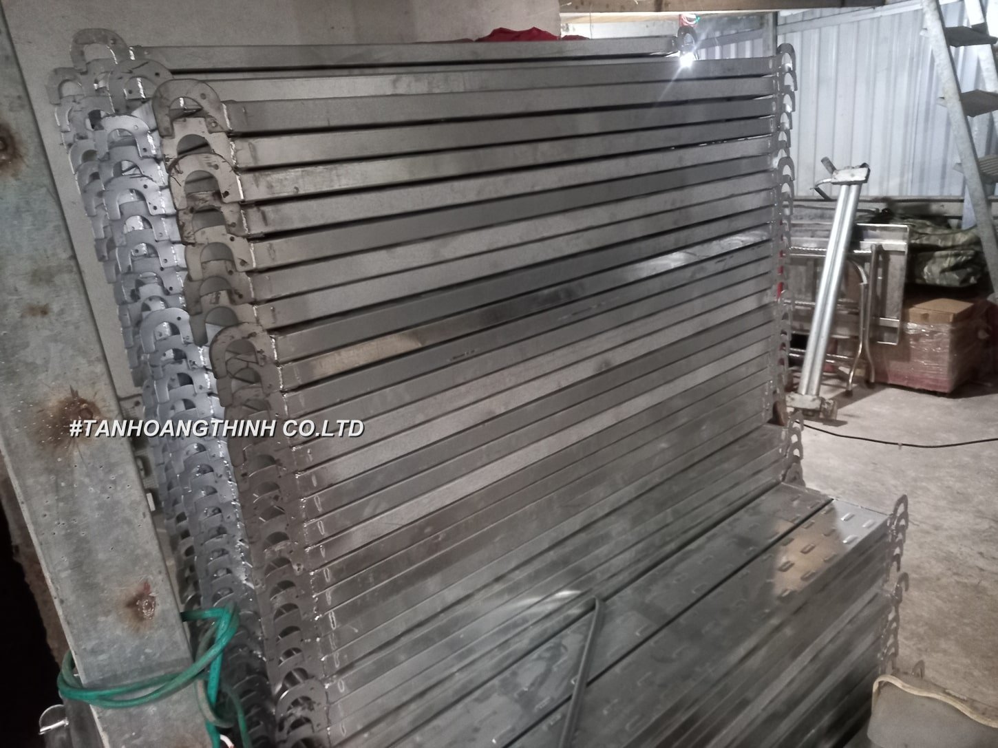 mam-gian-giao-da-nang