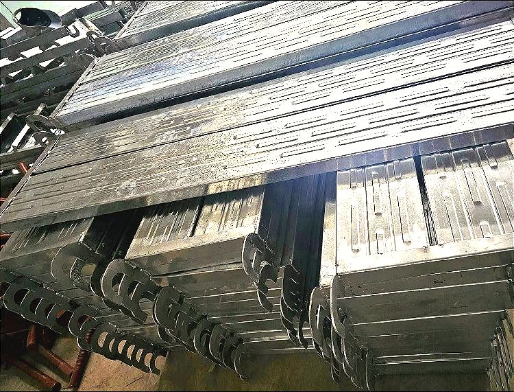 ban-mam-gian-giao-xay-dung-da-nang