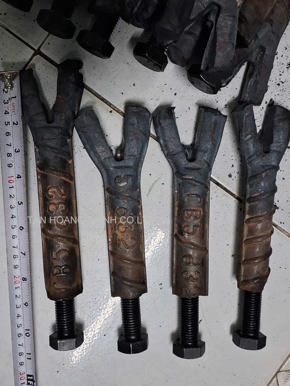 bán bulong chữ y bu lông đuôi cá đà nẵng