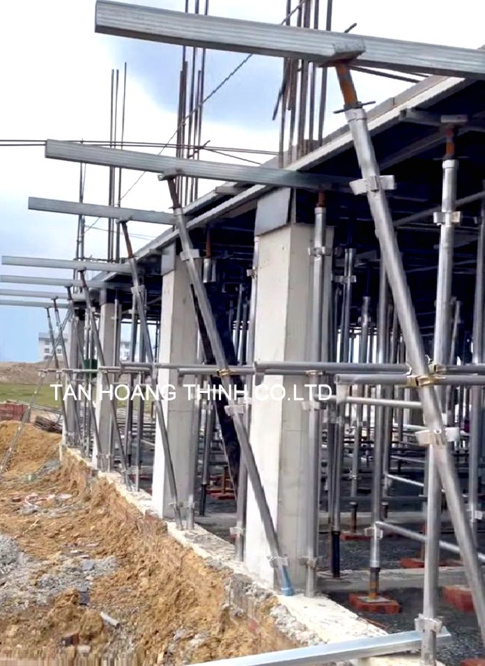 cay-chong-tang-xay-dung