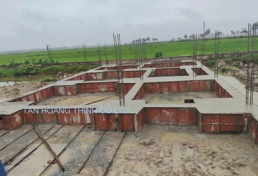 cop-pha-thep--va-gian-giao-xay-dung-mien-trung