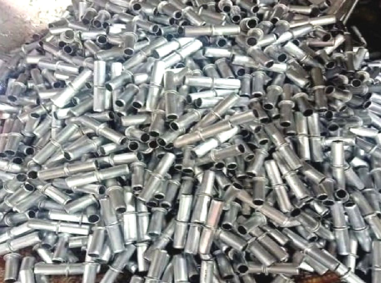 dau-noi-phi-34-gian-giao-khung