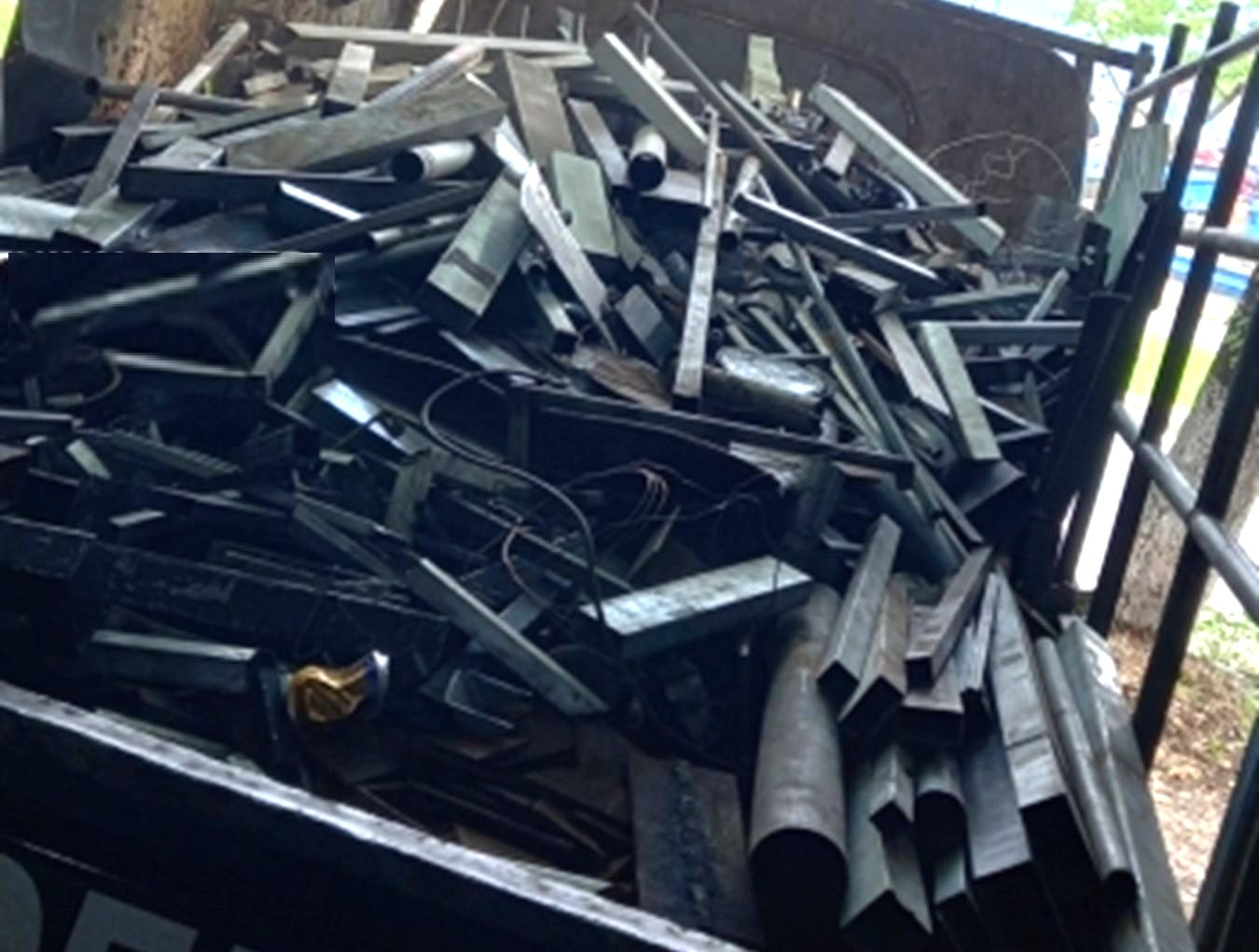 Dịch vụ thu mua phế liệu kim loại