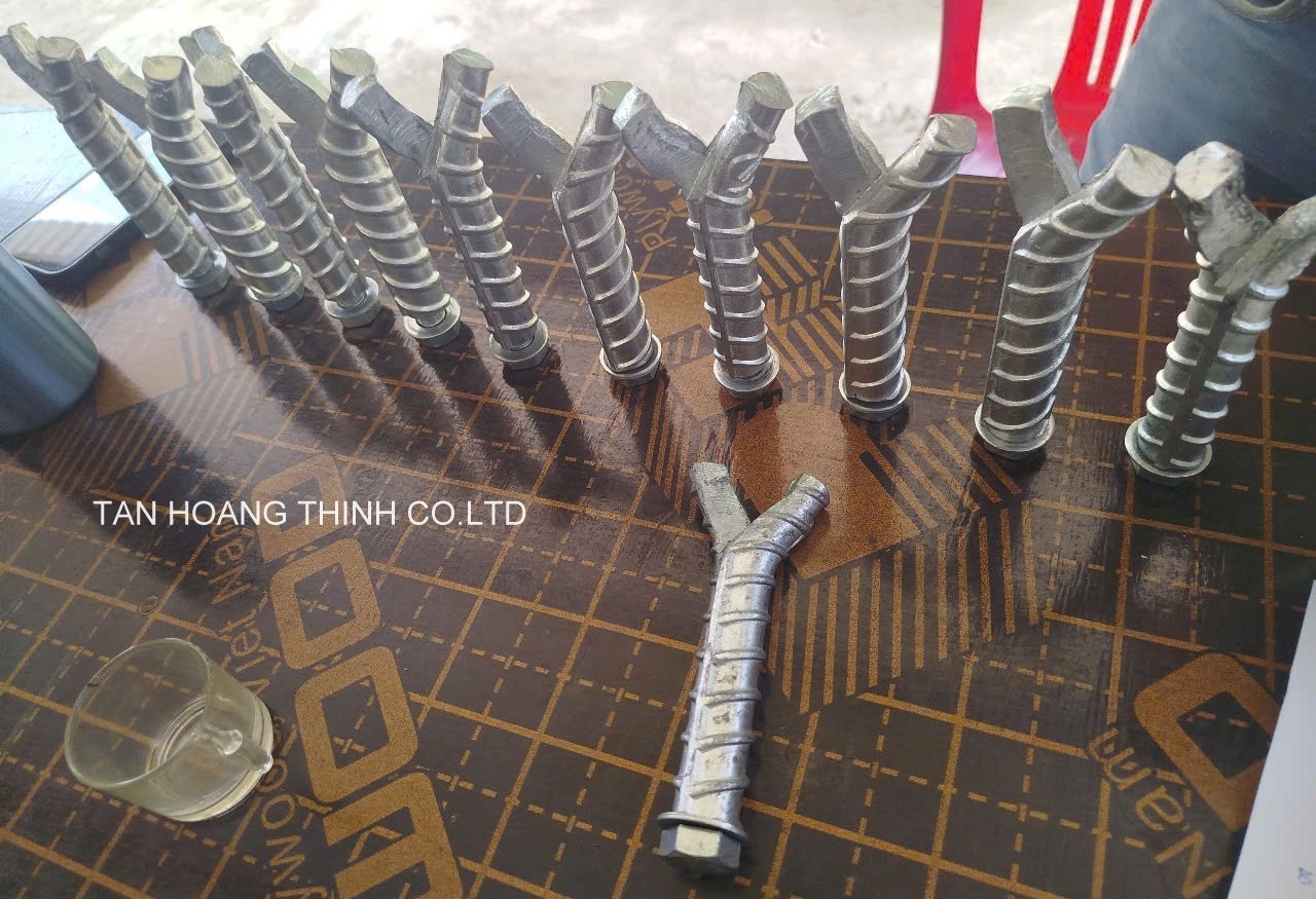 gia công cung cấp bu lông đuôi cá đà nẵng