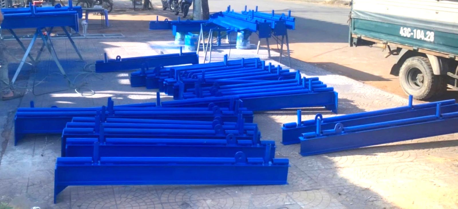 gia-cong-san-xuat-dam-i-bang-ma