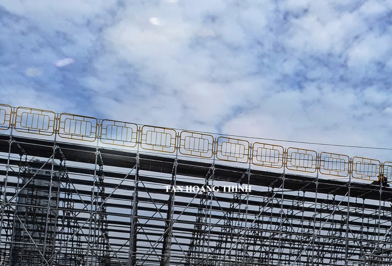 gian-giao-nem-cong-trinh-xay-dung