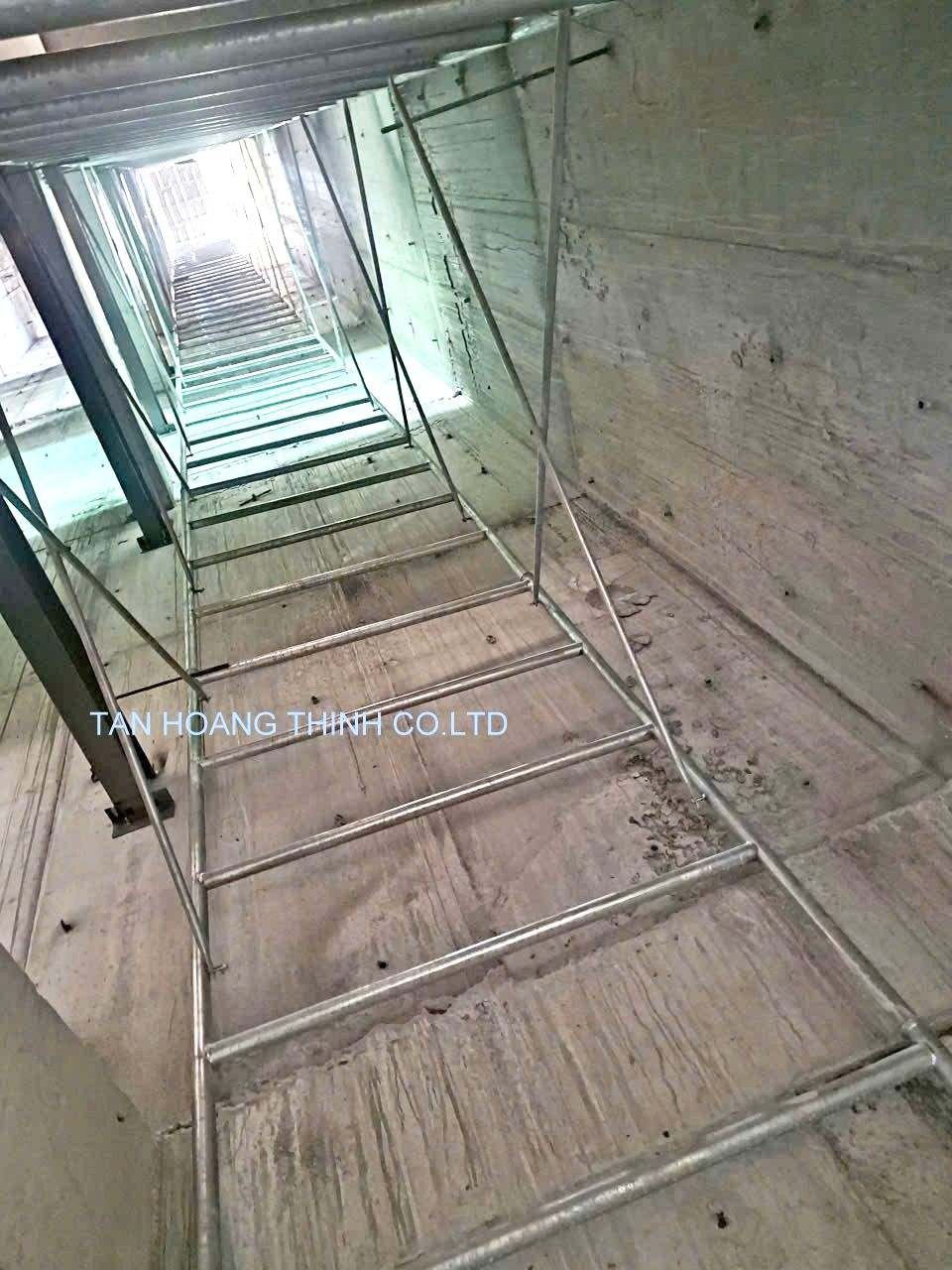 Gia công cung cấp giàn giáo thang Đà Nẵng và ship đi các tỉnh