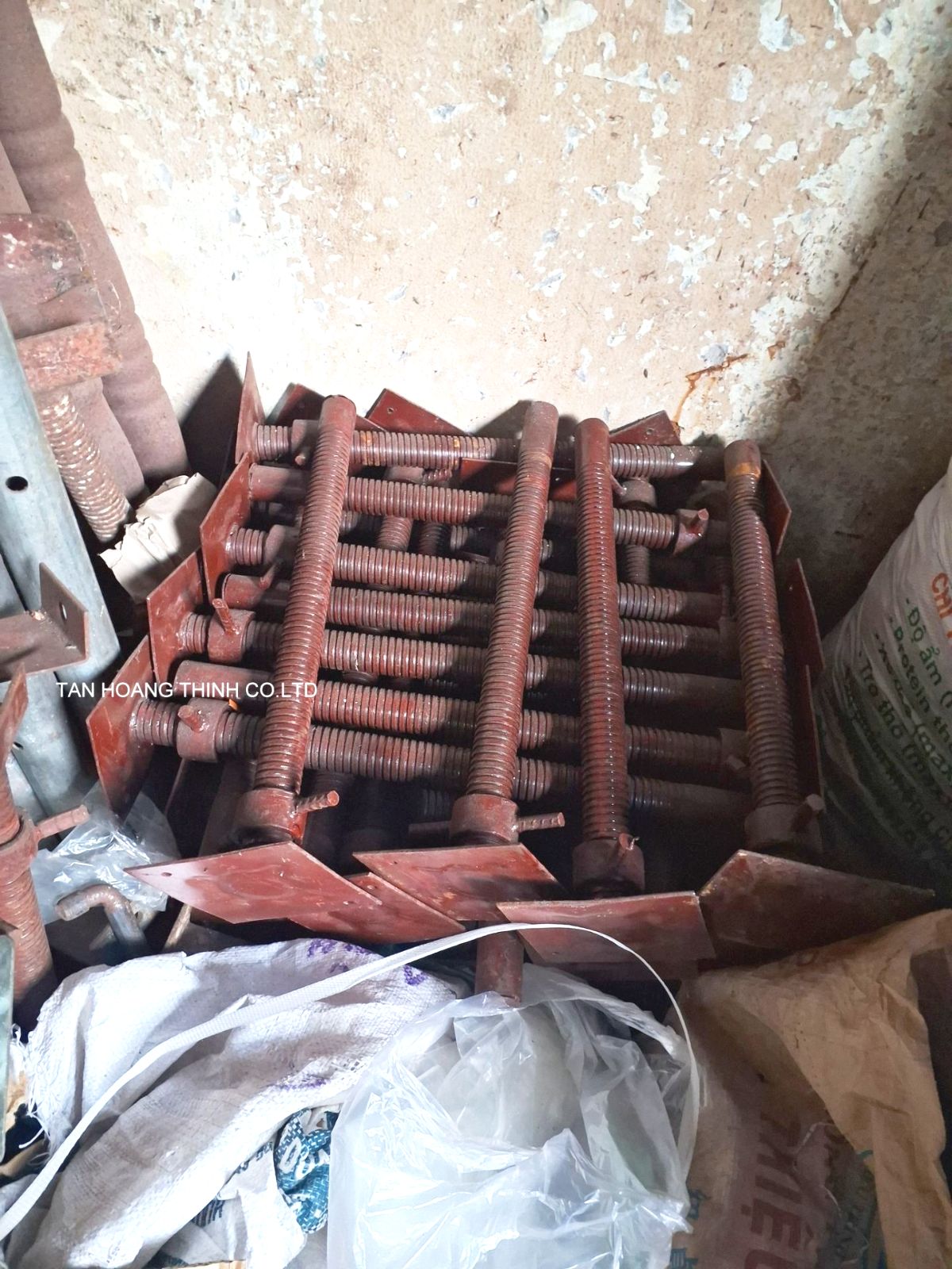 nhà cung cấp kích tăng giàn giáo đà nẵng