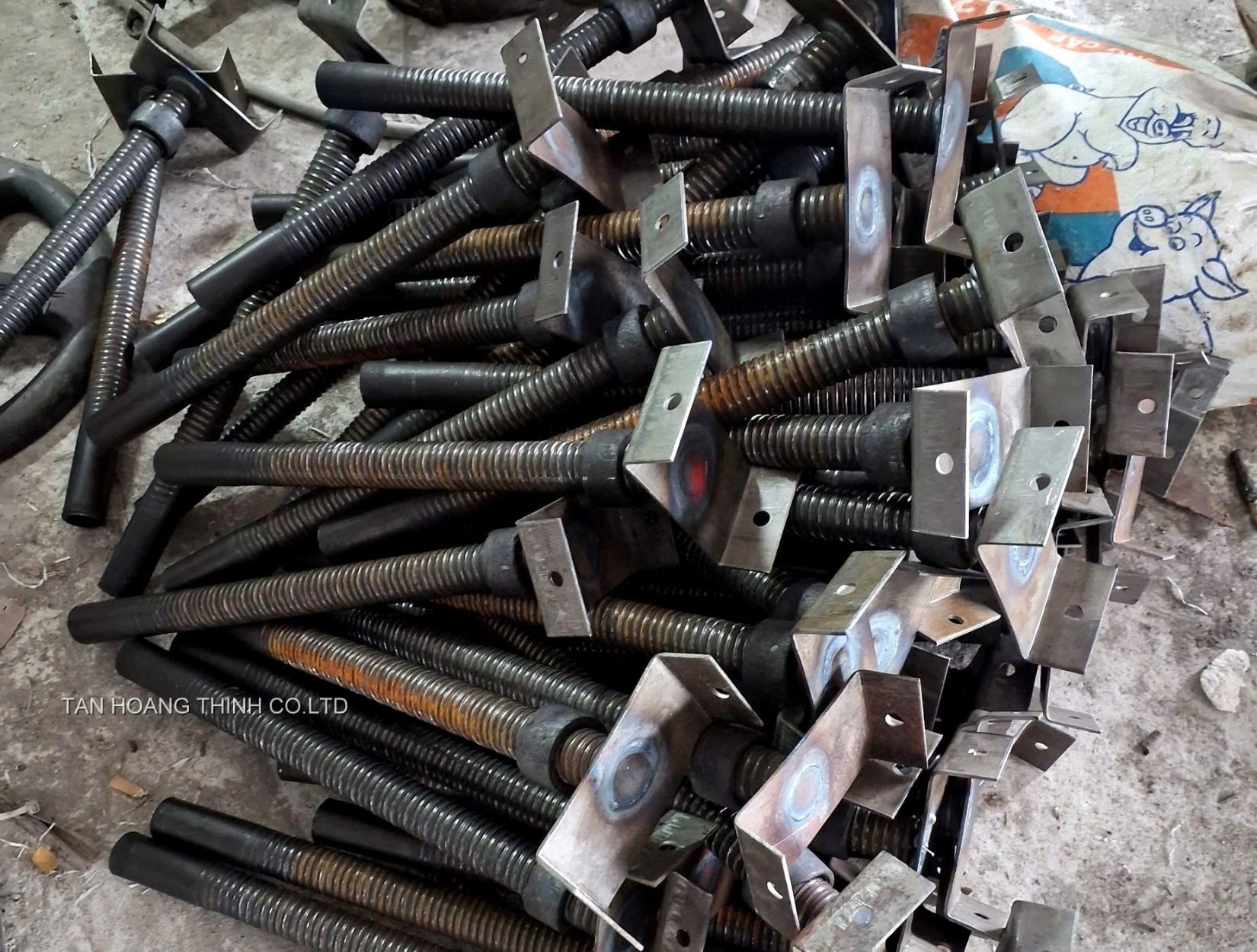 kich-tang-chan-tang-dau-gian-giao