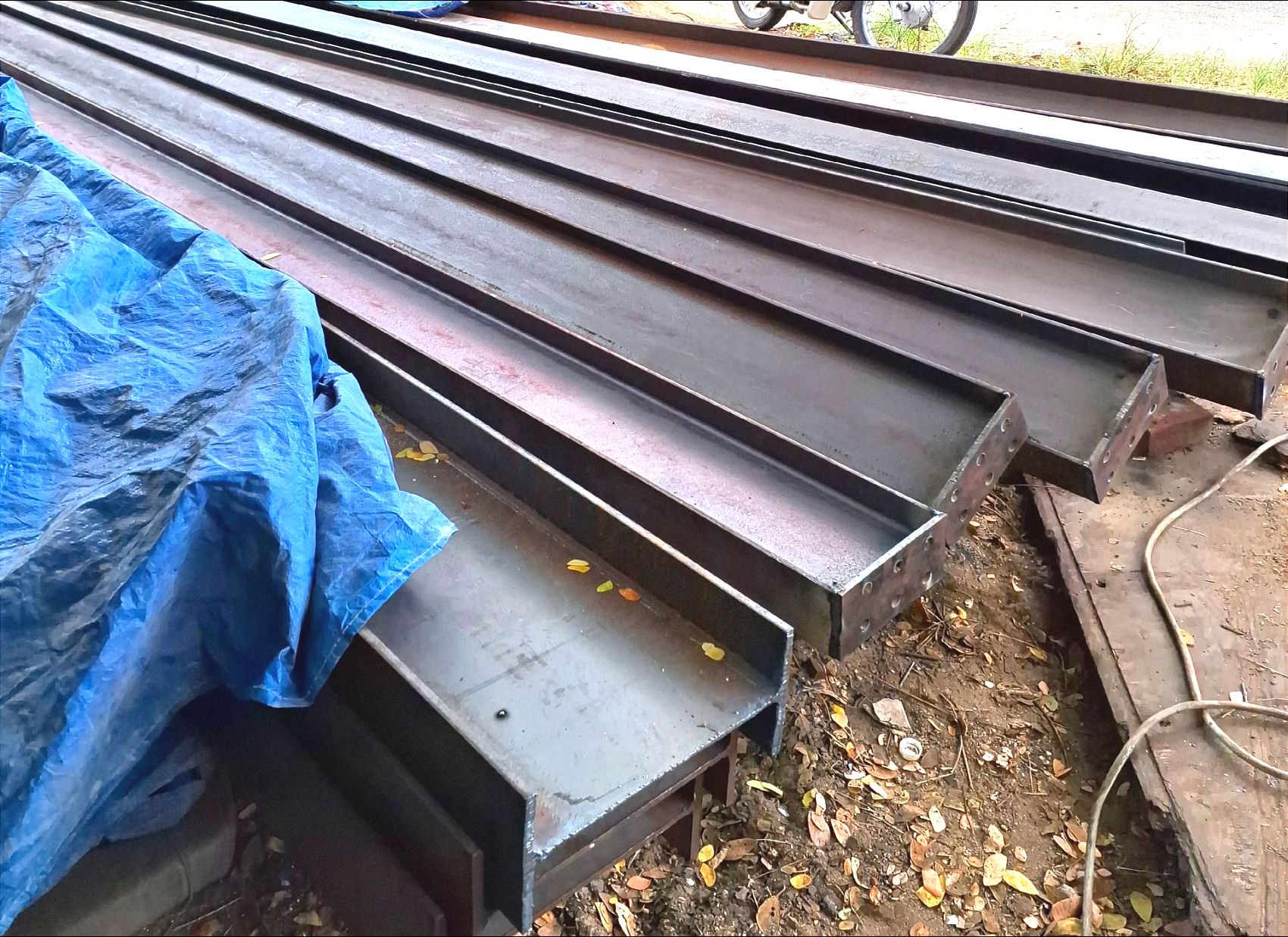 gia-cong-dam-nha-thep-tien-che-da-nang