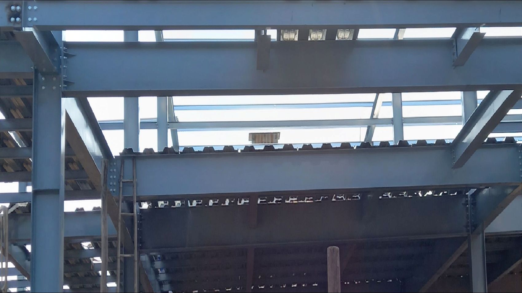 san-thep-tien-che-da-nang-gia-re